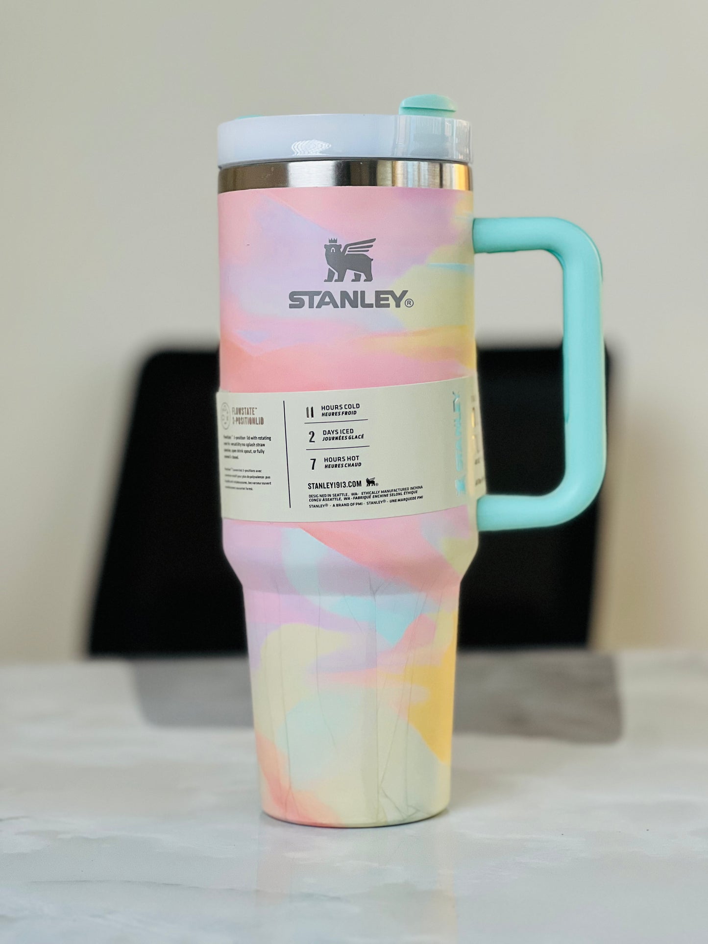 Stanley Quencher H2.0 Tumbler 40oz – Floral Pink (Limited Edition)