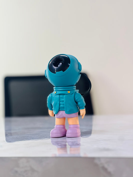 Astronaut Camera Buddy – Cute Space-Themed Collectible Action Figure with Big Lens Head