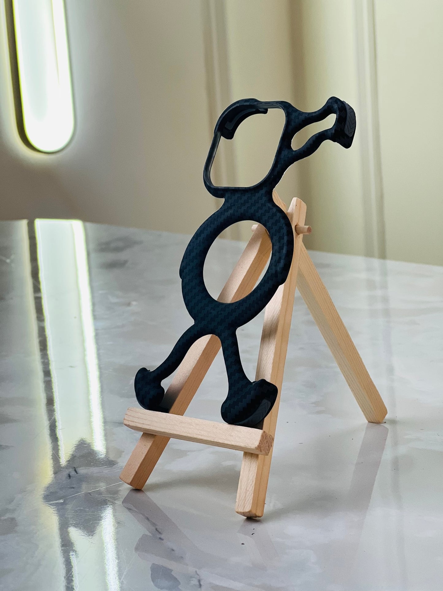 Carbon Fiber Dog Shape Phone Case – Novelty Animal Cover 15 pro