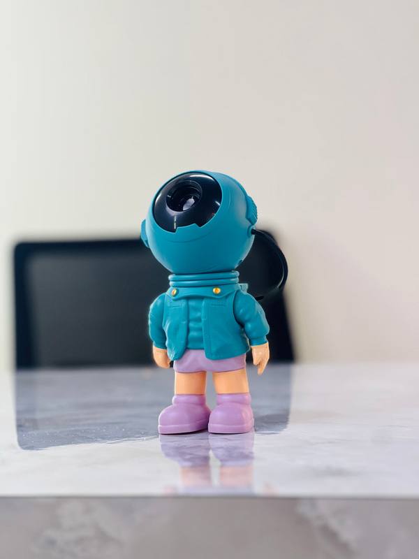 Astronaut Camera Buddy – Cute Space-Themed Collectible Action Figure with Big Lens Head — photo 2