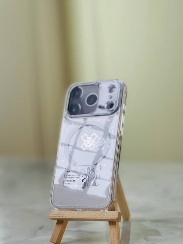 Clear MagSafe Compatible Case for iPhone 17 Pro — photo 3