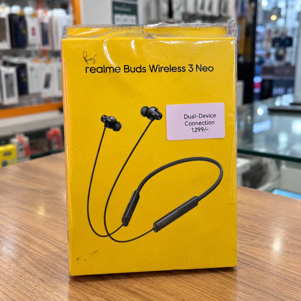 Realme Buds Wireless 3 Neo Bluetooth Neckband Earphones with Dual Device Connection, Deep Bass, Long Battery Life & Fast Charging – Pre-Owned — photo 3