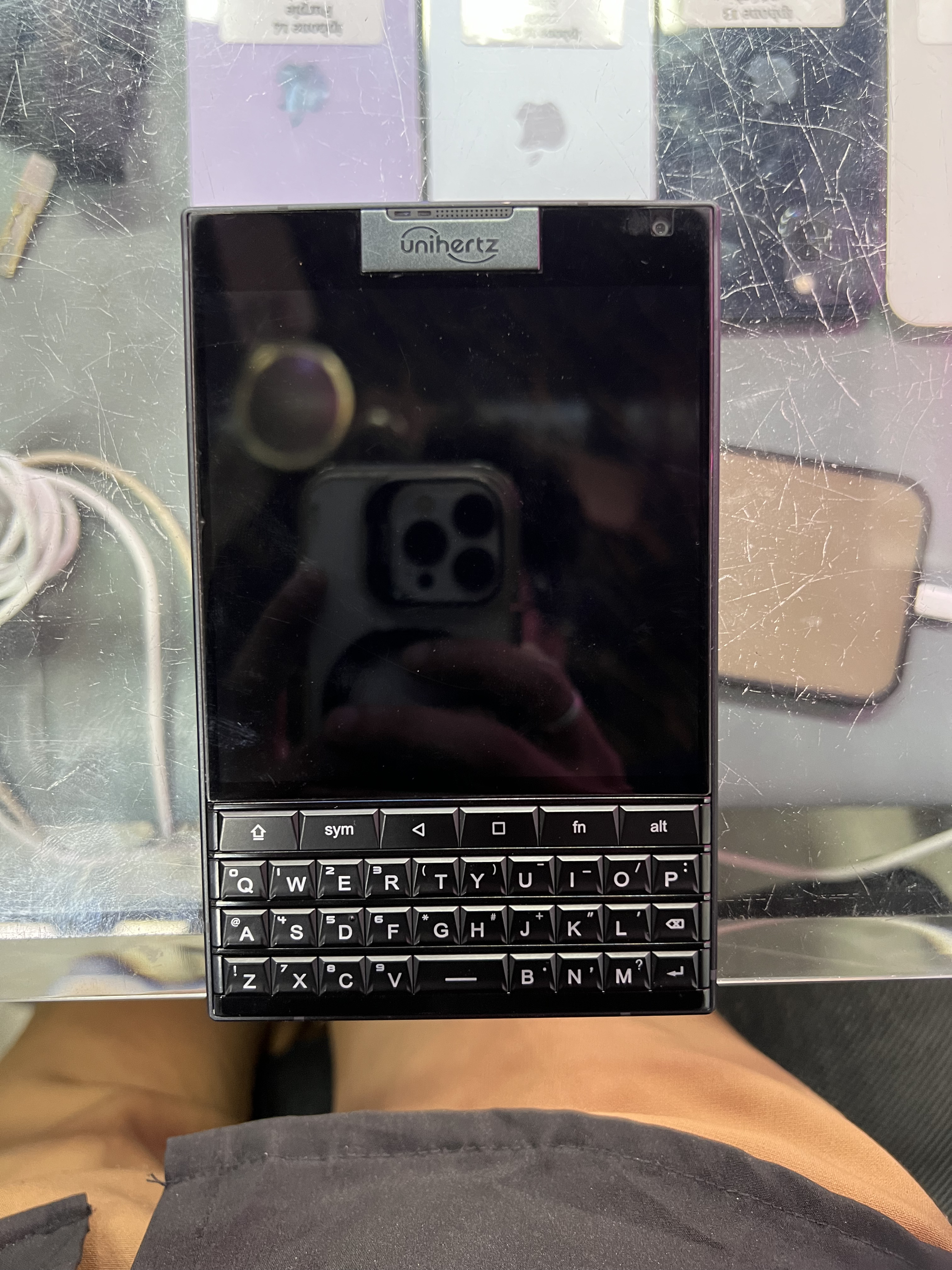 Unihertz Titan 2 — Black, 16GB RAM / 512GB (Preowned) — actual unit photo 4